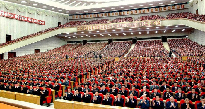 Các quan chức Bắc Triều Tiên đã có mặt tại thủ đô Bình Nhưỡng. Các quan chức Bắc Triều Tiên đã có mặt tại thủ đô Bình Nhưỡng.