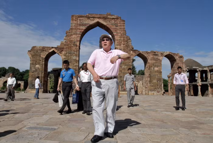 Trong chuyến đi tới Ấn Độ, ông Lương còn đến thăm quan tháp Qutub Minar, một di sản văn hóa thế giới ở New Delhi và là một trong bảy kỳ tích của đất nước này.