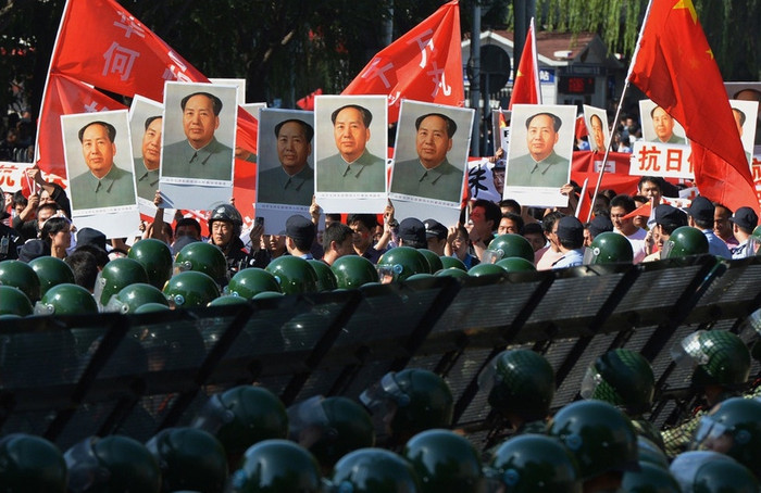 Trong ngày kỷ niệm 81 năm "sự kiện ngày 18/9", nhiều người dân Bắc Kinh đã đổ xô đến Đại sứ quán Nhật Bản để biểu tình.