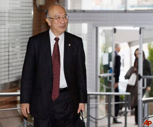 Thứ trưởng Ngoại giao Nhật Bản Koro Bessho. Thứ trưởng Ngoại giao Nhật Bản Koro Bessho.