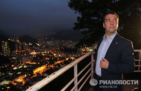 Vào ngày 21/6, ông Medvedev có mặt tại thành phố Rio de Janeiro, Brazil khi ông tham dự Hội nghị cấp cao Liên Hợp Quốc về Phát triển bền vững (RIO +20).