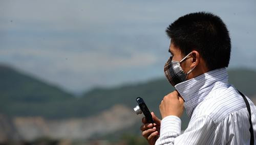 Các phóng viên có mặt tại buổi lễ. Các phóng viên có mặt tại buổi lễ.