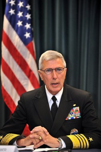 Đô đốc Samuel Locklear, Tư lệnh lực lượng Mỹ tại Thái Bình Dương. Đô đốc Samuel Locklear, Tư lệnh lực lượng Mỹ tại Thái Bình Dương.