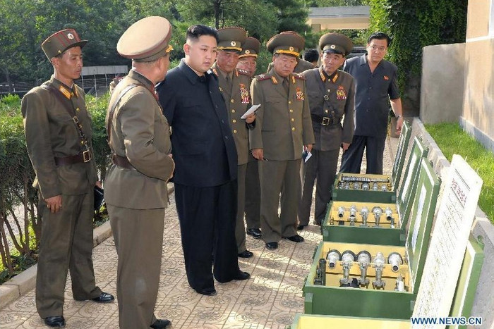 Hãng tin KCNA cho hay: "Tổng tư lệnh tối cao của quân đội Triều Tiên, ông Kim Jong-un đã đến thăm một đơn vị cơ sở thuộc đoàn 552." Sau đó, ông cũng đã đến thăm một đơn vị quân đội thứ hai. Hãng tin KCNA cho hay: "Tổng tư lệnh tối cao của quân đội Triều Tiên, ông Kim Jong-un đã đến thăm một đơn vị cơ sở thuộc đoàn 552." Sau đó, ông cũng đã đến thăm một đơn vị quân đội thứ hai.