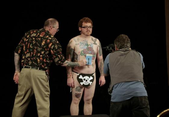 Hay chụp ảnh cho một tạp chí.