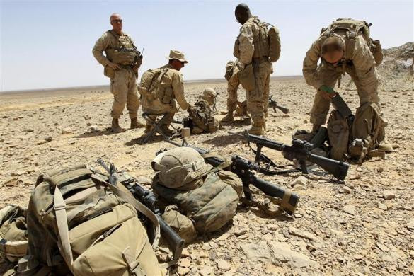 Các nước tham gia bao gồm Australia, Bahrain, Brunei, Ai Cập, Pháp, Ý, Iraq, Jordan, Ả-rập Xê-út, Kuwait, Lebanon, Pakistan, Qatar, Tây Ban Nha, Romania, Ukraine, Các Tiểu Vương Quốc Ả Rập Thống Nhất, Anh và Mỹ.