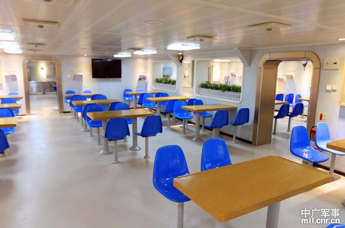 Bên trong tàu sân bay Liêu Ninh. Bên trong tàu sân bay Liêu Ninh.