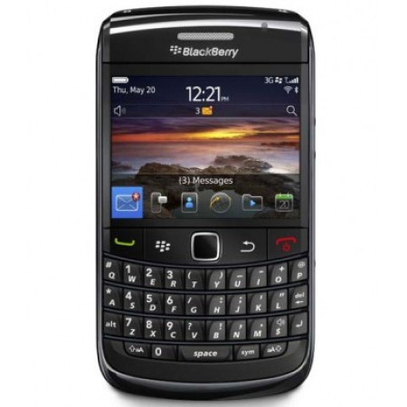 BlackBerry Bold 9780 được trang bị màn hình kích thước 2,44 inch, độ phân giải 480 x 360 pixel, vi xử lý tốc độ 624 MHz, camera 3,2 megapixel, bộ nhớ RAM 512MB, trackpad quang, bàn phím QWERTY, hỗ trợ kết nối 3G/Wi-Fi, Bluetooth, giắc cắm tai nghe chuẩn 3,5 mm và khe cắm thẻ microSD mở rộng. Giá bán gần 12 triệu đồng cho bản Việt hoá vào giữa năm 2011. Giá bán tham khảo hiện tại vào khoảng 5.190.000 Đ. BlackBerry Bold 9780 được trang bị màn hình kích thước 2,44 inch, độ phân giải 480 x 360 pixel, vi xử lý tốc độ 624 MHz, camera 3,2 megapixel, bộ nhớ RAM 512MB, trackpad quang, bàn phím QWERTY, hỗ trợ kết nối 3G/Wi-Fi, Bluetooth, giắc cắm tai nghe chuẩn 3,5 mm và khe cắm thẻ microSD mở rộng. Giá bán gần 12 triệu đồng cho bản Việt hoá vào giữa năm 2011. Giá bán tham khảo hiện tại vào khoảng 5.190.000 Đ.
