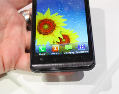 Optimus 3D đang được cài sẵn hệ điều hành Android 2.2 Optimus 3D đang được cài sẵn hệ điều hành Android 2.2