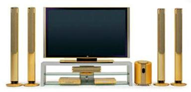 Màn hình plasma 71PY10 : đây là loại màn hình plasma 71PY10 do LG sản xuất đạt độ phân giải lên đến 1920 x 1080 pixel. Sở dĩ nó đoạt giải màn hình plasma đắt nhất thế giới vì bản thân nó cùng các phụ kiện được “trang trí” với tổng cộng gần 2kg vàng 24K. LG chỉ sản xuất tổng cộng 1.000 màn hình kiểu này theo đơn đặt hàng của giới quý tộc toàn cầu. Màn hình plasma 71PY10 : đây là loại màn hình plasma 71PY10 do LG sản xuất đạt độ phân giải lên đến 1920 x 1080 pixel. Sở dĩ nó đoạt giải màn hình plasma đắt nhất thế giới vì bản thân nó cùng các phụ kiện được “trang trí” với tổng cộng gần 2kg vàng 24K. LG chỉ sản xuất tổng cộng 1.000 màn hình kiểu này theo đơn đặt hàng của giới quý tộc toàn cầu.