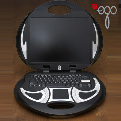 Tulip E-Go Diamond: Bên ngoài, Tulip E-Go có thiết kế độc đáo giống một chiếc túi phụ nữ. Vỏ máy rất thời trang với hình hoa tulip, hoa hồng, hình con thú... Nó được chế tạo bằng những vật liệu cực kì xa hoa. Bề mặt máy bằng Chrome, có thể lựa chọn tay cầm bạch kim đính kim cương. Điều đó giải thích tại sao giá của nó lên đến 350.000 đô la. Tulip E-Go Diamond: Bên ngoài, Tulip E-Go có thiết kế độc đáo giống một chiếc túi phụ nữ. Vỏ máy rất thời trang với hình hoa tulip, hoa hồng, hình con thú... Nó được chế tạo bằng những vật liệu cực kì xa hoa. Bề mặt máy bằng Chrome, có thể lựa chọn tay cầm bạch kim đính kim cương. Điều đó giải thích tại sao giá của nó lên đến 350.000 đô la.