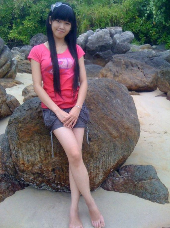 Nguyễn Thị Hồng Liên là một người vui vẻ, hòa đồng, tính tình hơi trẻ con