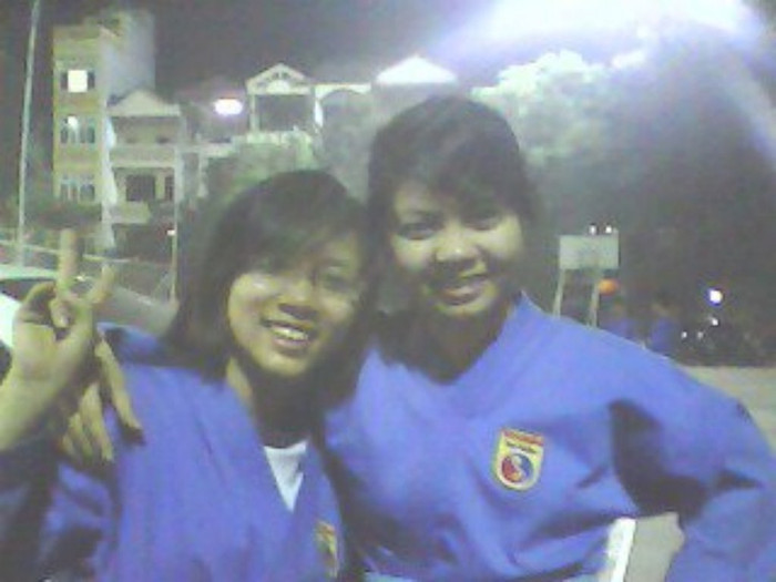 Phượng thường bị bàn bè trêu chọc gọi là Huyền Diệu