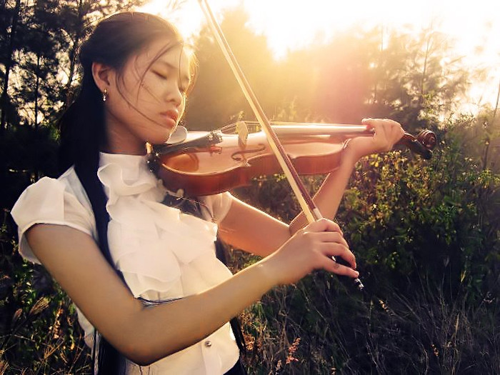 Sở thích của Sao Mai là nhảy, múa, hát và đàn violon Sở thích của Sao Mai là nhảy, múa, hát và đàn violon