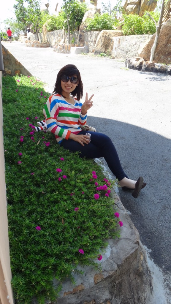 Minh Hoàng cũng là người dịu dàng và tỏ ra thân thiện với mọi người