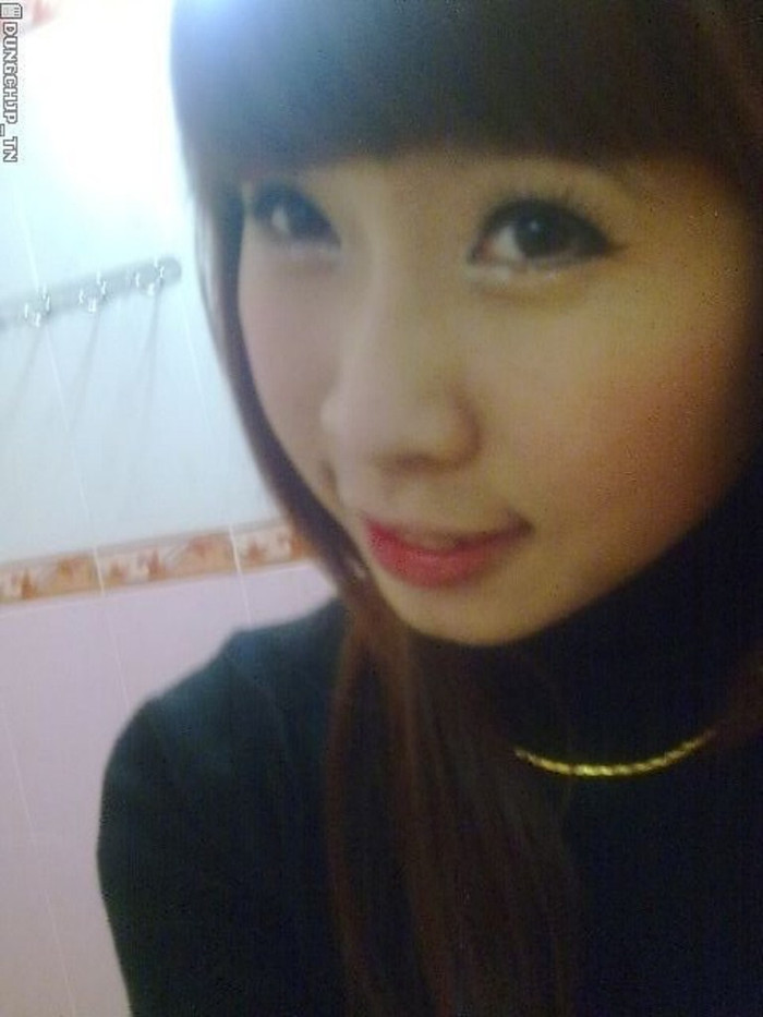 đặc biệt Dung ghét sự giả dối, luôn sống thật với chính mình