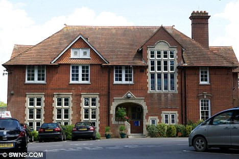 Trường Goldophin Trường Goldophin