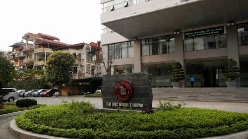 Hết chuyện lương nghìn đô, bị nhà tuyển dụng chê "chảnh", giờ lại tới chuyện tự nhận là Havard Việt Nam Hết chuyện lương nghìn đô, bị nhà tuyển dụng chê "chảnh", giờ lại tới chuyện tự nhận là Havard Việt Nam