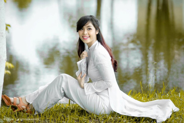 Trẻ trung, tươi tắn cùng nụ cười sáng bừng sức sống, Kim Phụng có sức hút kỳ lạ ở mỗi short hình. Xem đáp án môn Vật lí - Xem đáp án môn Toán - Xem đáp án môn Hóa - Xem đáp án môn Ngoại ngữ Khối A1 Trẻ trung, tươi tắn cùng nụ cười sáng bừng sức sống, Kim Phụng có sức hút kỳ lạ ở mỗi short hình. Xem đáp án môn Vật lí - Xem đáp án môn Toán - Xem đáp án môn Hóa - Xem đáp án môn Ngoại ngữ Khối A1