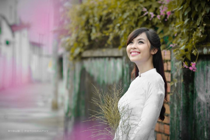 Đoàn Kim Phụng sinh năm 1994, vừa tốt nghiệp Trường THPT Tam Hiệp, Biên Hòa, Đồng Nai. Xem đáp án môn Vật lí - Xem đáp án môn Toán - Xem đáp án môn Hóa - Xem đáp án môn Ngoại ngữ Khối A1 Đoàn Kim Phụng sinh năm 1994, vừa tốt nghiệp Trường THPT Tam Hiệp, Biên Hòa, Đồng Nai. Xem đáp án môn Vật lí - Xem đáp án môn Toán - Xem đáp án môn Hóa - Xem đáp án môn Ngoại ngữ Khối A1