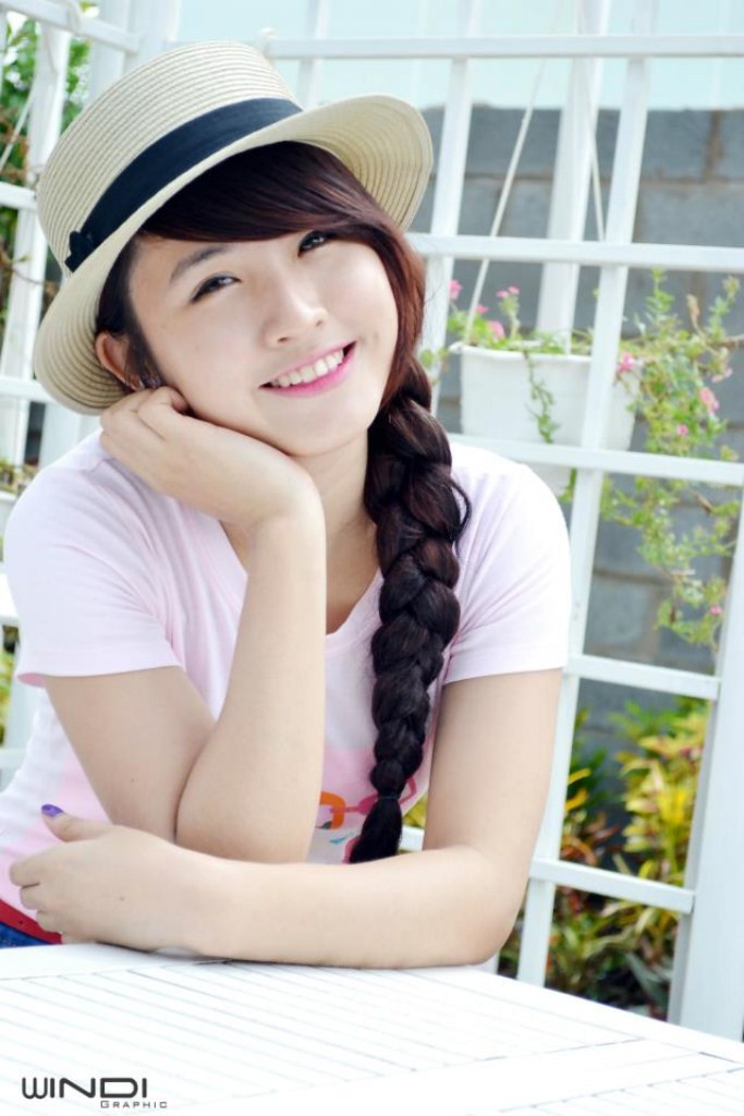 Nguyễn Thị Cẩm Vân SN 1992, đang là sinh viên ĐH Hùng Vương Nguyễn Thị Cẩm Vân SN 1992, đang là sinh viên ĐH Hùng Vương