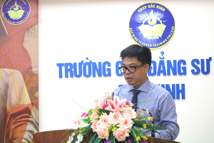 Tiến sĩ Phạm Ngọc Sơn – Chủ nhiệm Câu lạc bộ Các trường cao đẳng sư phạm phát biểu. Ảnh: Ngọc Mai GDVN 4.JPG