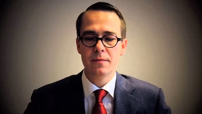 Bộ trưởng Quốc phòng Phần Lan - Carl Haglund.