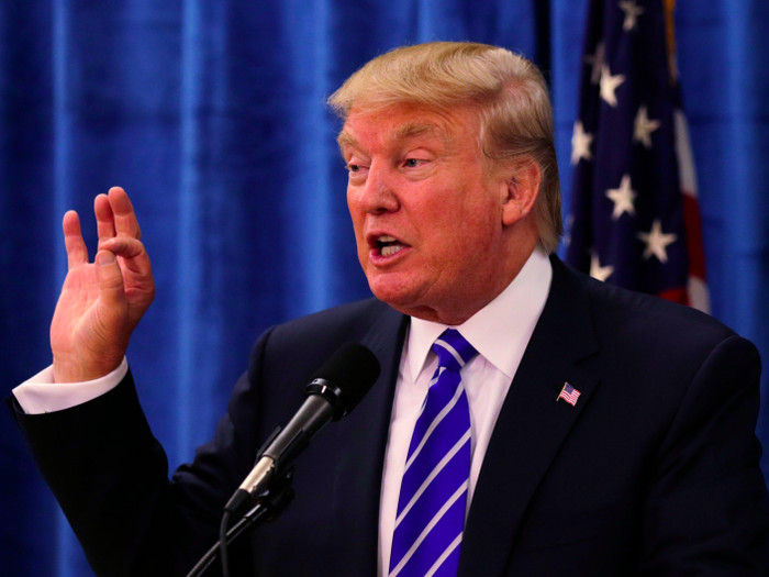 Ứng cử viên tranh cử Tổng thống đảng Dân chủ, tỷ phú Mỹ Donald Trump. Ứng cử viên tranh cử Tổng thống đảng Dân chủ, tỷ phú Mỹ Donald Trump.