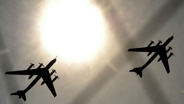 Tu-95. Ảnh Rian Tu-95. Ảnh Rian