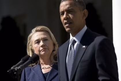 Tổng thống Barack Obama và Cựu Ngoại trưởng Hillary Clinton. Tổng thống Barack Obama và Cựu Ngoại trưởng Hillary Clinton.