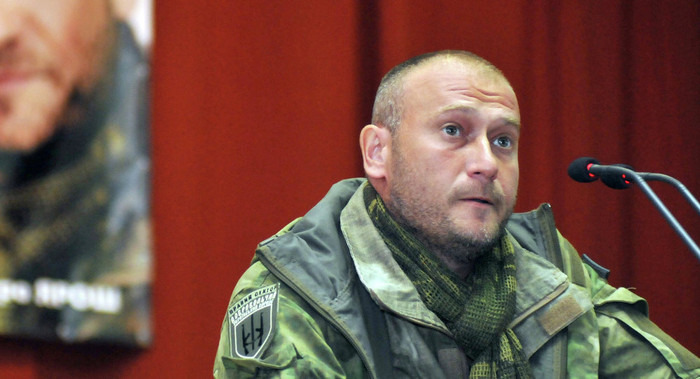 Lãnh đạo Right Sector, Dmitry Yarosh. Lãnh đạo Right Sector, Dmitry Yarosh.