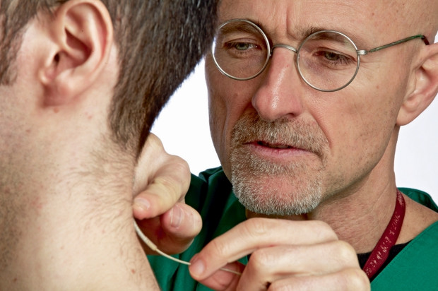 Bác sĩ Canavero. Bác sĩ Canavero.