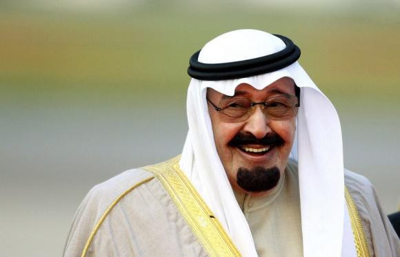 Vua Abdullah bin Abdulaziz trong chuyến thăm London năm 2009. Ảnh Reuters. Vua Abdullah bin Abdulaziz trong chuyến thăm London năm 2009. Ảnh Reuters.