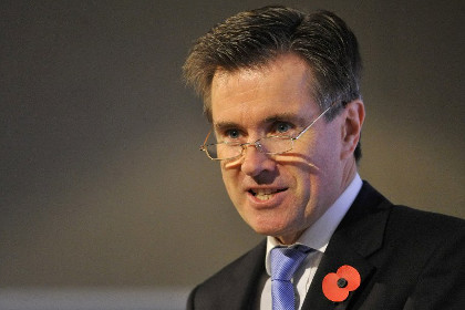 John Sawers, cựu giám đốc cơ quan tình báo MI6. John Sawers, cựu giám đốc cơ quan tình báo MI6.