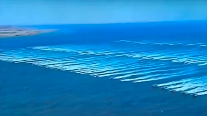 Đội tàu của Iran tham gia tập trận.