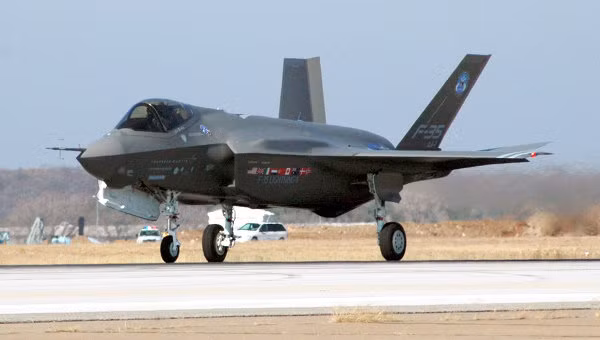 F-35. Ảnh Rian.