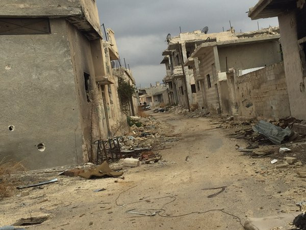 Làng Morek chỉ còn là những đống đổ nát. Ảnh RT Làng Morek chỉ còn là những đống đổ nát. Ảnh RT