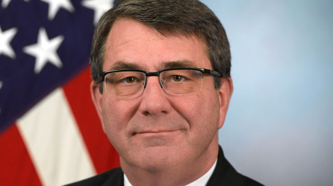 Bộ trưởng Quốc phòng Mỹ Ash Carter. Bộ trưởng Quốc phòng Mỹ Ash Carter.