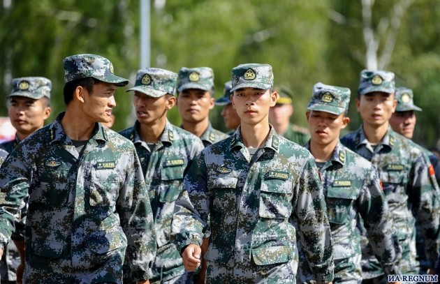 Binh sĩ Trung Quốc. Ảnh regnum.ru. Binh sĩ Trung Quốc. Ảnh regnum.ru.