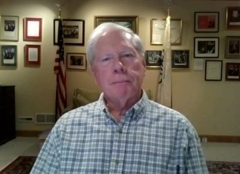 Nhà khoa học chính trị và kinh tế, cựu cố vấn tài chính trong chính quyền Tổng thống Ronald Reagan, Paul Craig Roberts Nhà khoa học chính trị và kinh tế, cựu cố vấn tài chính trong chính quyền Tổng thống Ronald Reagan, Paul Craig Roberts