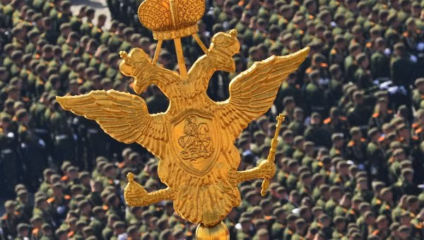 Các đội hình tham gia diễu binh tiến vào Quảng trường Đỏ. Các đội hình tham gia diễu binh tiến vào Quảng trường Đỏ.