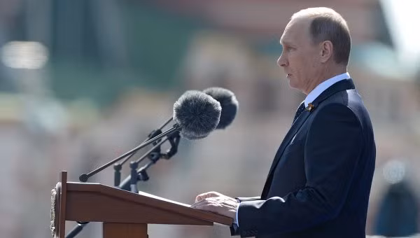 Tổng thống Nga Vladimir Putin đọc diễn văn khai mạc Tổng thống Nga Vladimir Putin đọc diễn văn khai mạc