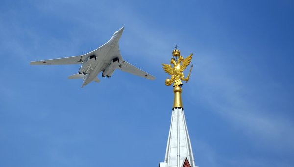 Máy bay ném bom chiến lược T-160.