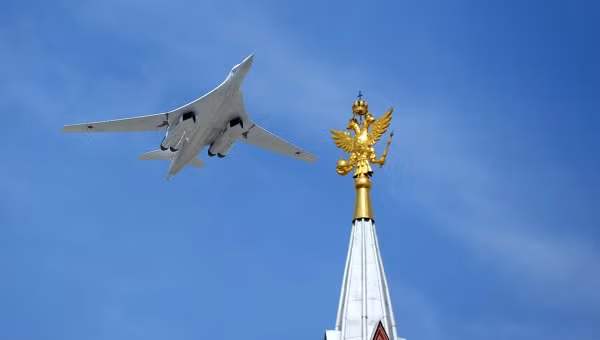 Máy bay ném bom chiến lược T-160.