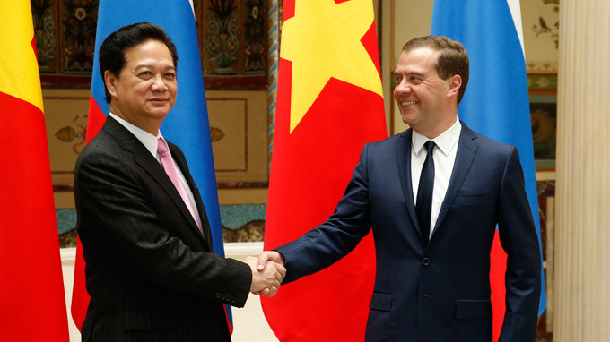 Thủ tướng Nguyễn T ấn Dung và Thủ tướng Nga Dmitry Medvedev. Thủ tướng Nguyễn T ấn Dung và Thủ tướng Nga Dmitry Medvedev.