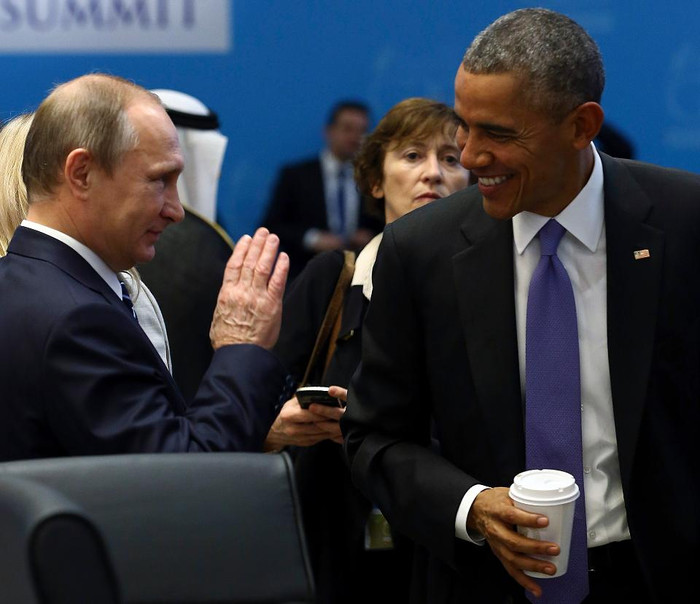 Với sự ảnh hưởng ngày càng tăng của Nga, trong tương lai gần, phương Tây có thể sẽ gỡ bỏ các biện pháp trừng phạt chống lại Moscow. Ảnh Forbes. Với sự ảnh hưởng ngày càng tăng của Nga, trong tương lai gần, phương Tây có thể sẽ gỡ bỏ các biện pháp trừng phạt chống lại Moscow. Ảnh Forbes.