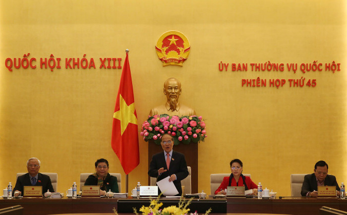 Chủ tịch Quốc hội Nguyễn Sinh Hùng yêu cầu báo cáo ra Quốc hội làm rõ vì sao chậm xây dựng Luật Biểu tình. ảnh: Ngọc Quang. Chủ tịch Quốc hội Nguyễn Sinh Hùng yêu cầu báo cáo ra Quốc hội làm rõ vì sao chậm xây dựng Luật Biểu tình. ảnh: Ngọc Quang.