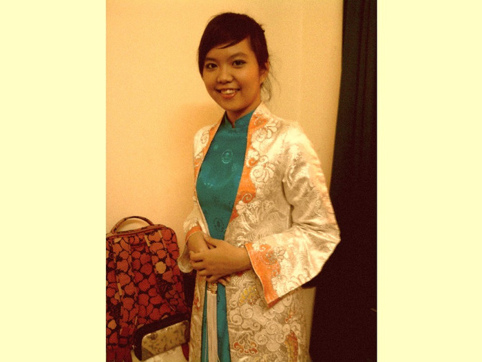 Thông điệp mà Diệu Trinh gửi đến mọi người: "cuộc sống sẽ luôn tươi đẹp và đầy màu sắc nếu như bạn biết cách đón nhận nó! Tự tin, thân thiện và trí tuệ sẽ giúp bạn tỏa sáng". Thông điệp mà Diệu Trinh gửi đến mọi người: "cuộc sống sẽ luôn tươi đẹp và đầy màu sắc nếu như bạn biết cách đón nhận nó! Tự tin, thân thiện và trí tuệ sẽ giúp bạn tỏa sáng".