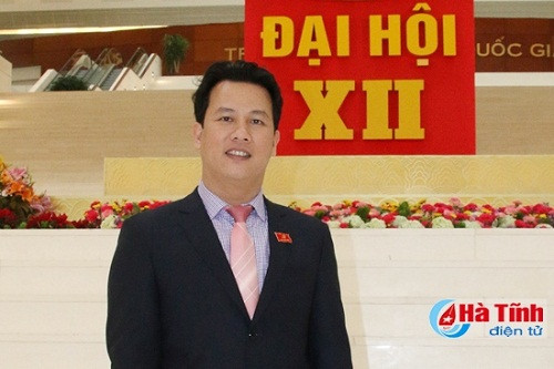 Ông Đặng Quốc Khánh - Chủ tịch UBND tỉnh Hà Tĩnh. ảnh: conganhatinh.gov.vn Ông Đặng Quốc Khánh - Chủ tịch UBND tỉnh Hà Tĩnh. ảnh: conganhatinh.gov.vn