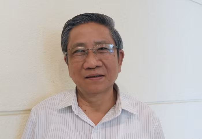 GS.TS Nguyễn Minh Thuyết cho biết, việc thực hiện đổi mới chương trình - sách giáo khoa phải thực hiện đúng theo Nghị quyết của Quốc hội. ảnh: Ngọc Quang